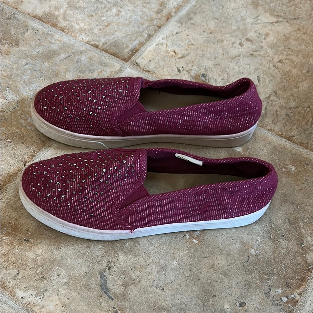 Women's Slip-On Shoes